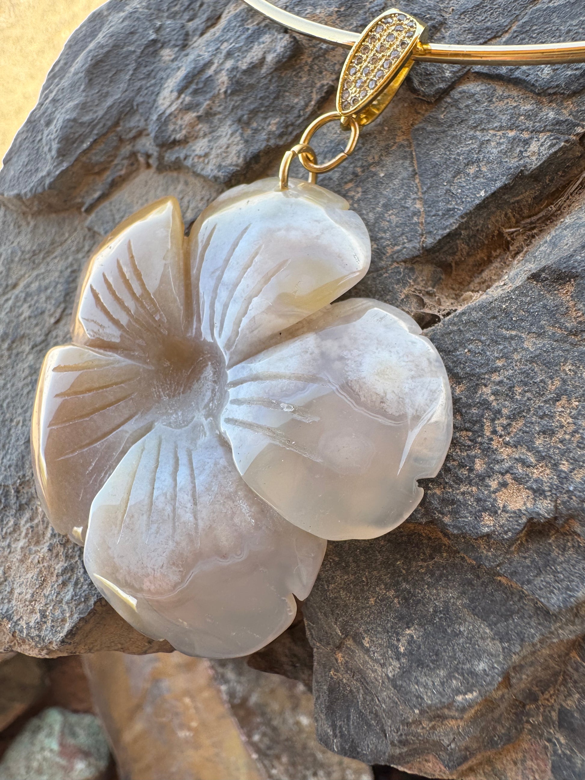 Flower Agate Pendant on Gold-Plated Choker Cuff