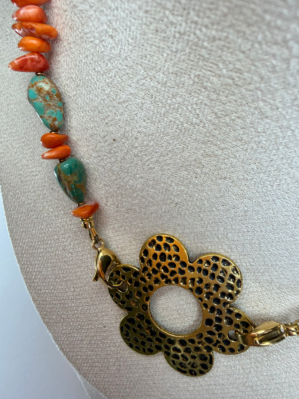 Kingman Turquoise & Spiny Oyster Necklace