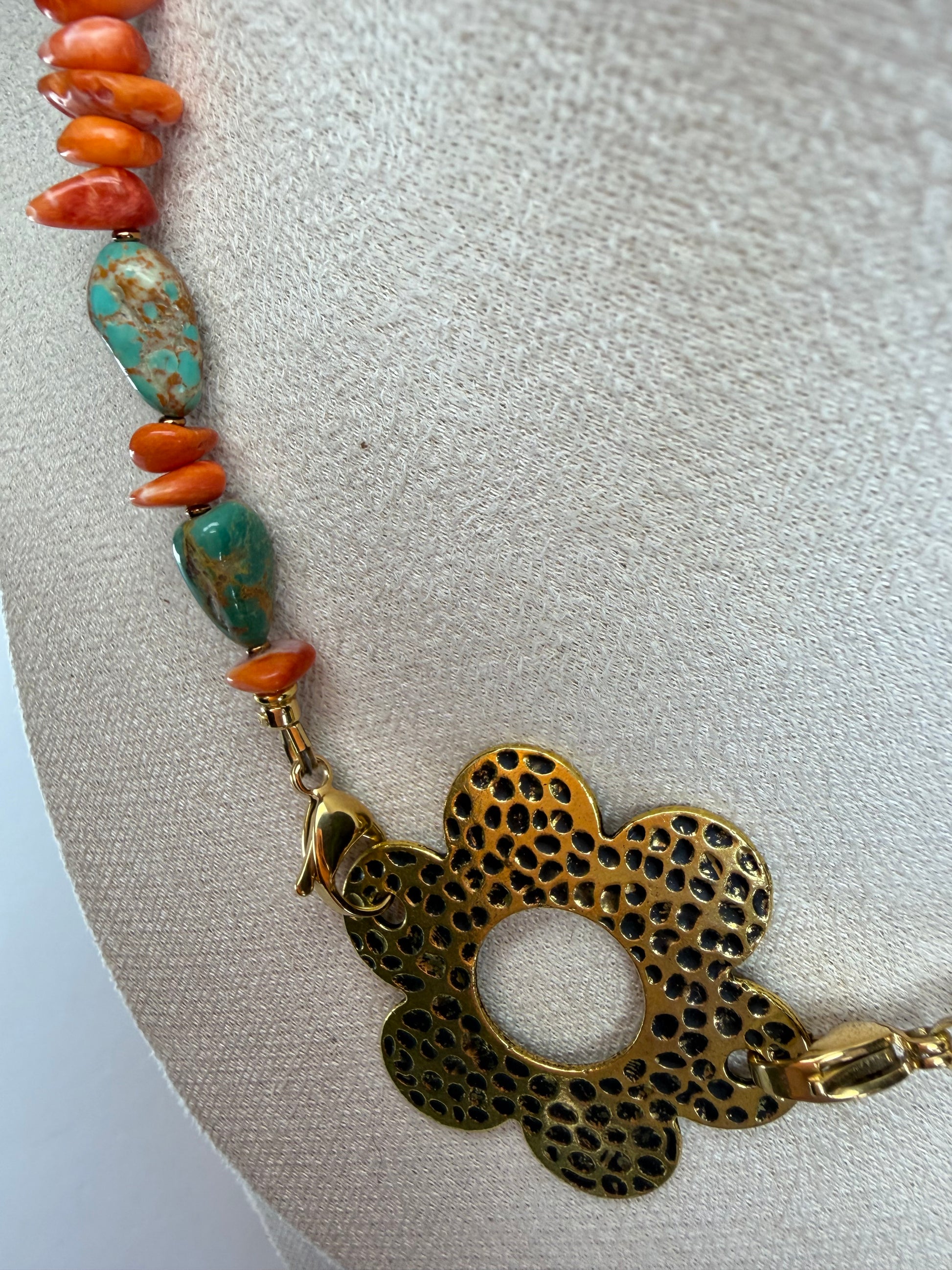 Kingman Turquoise & Spiny Oyster Necklace