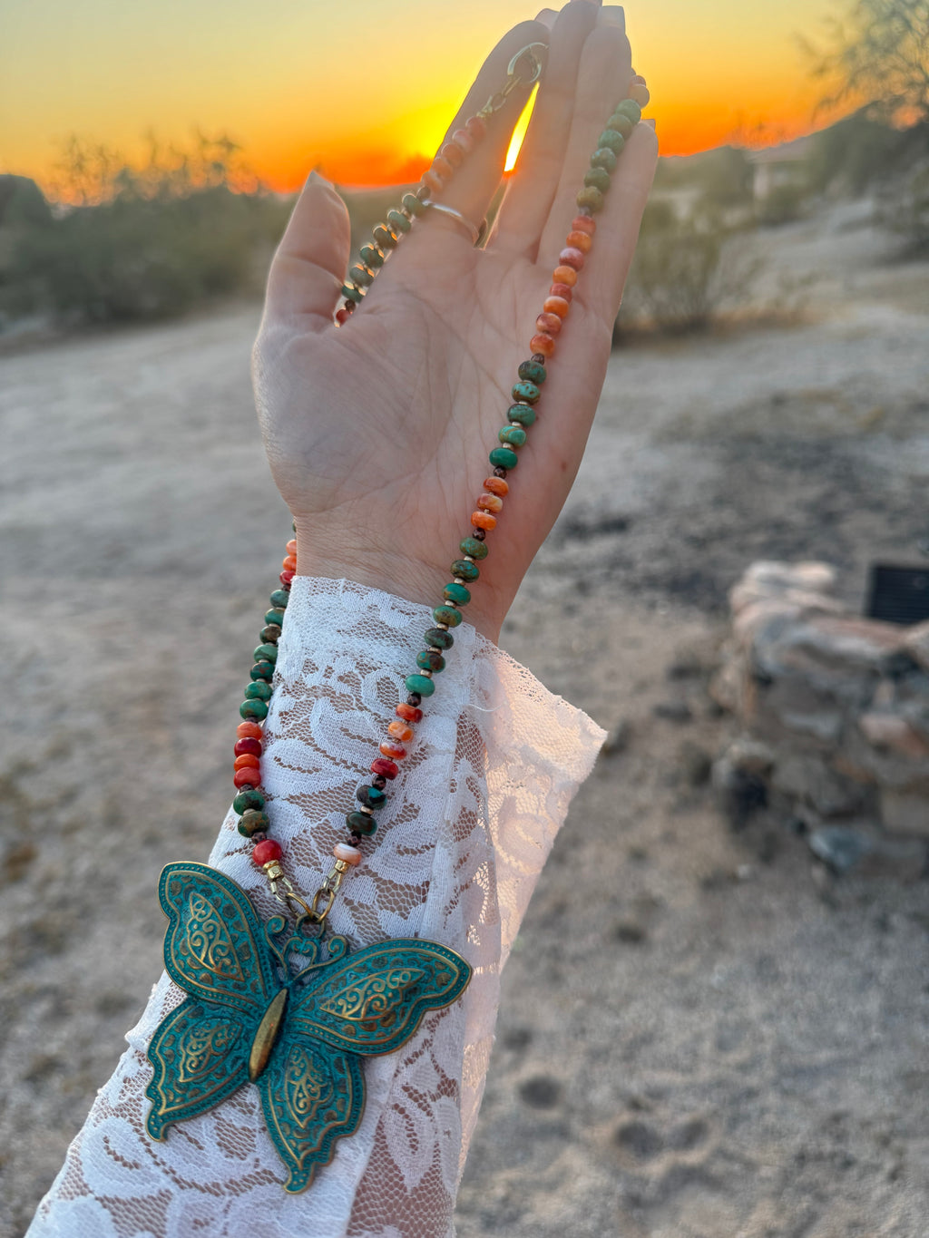Kingman Turquoise & Spiny Oyster Necklace