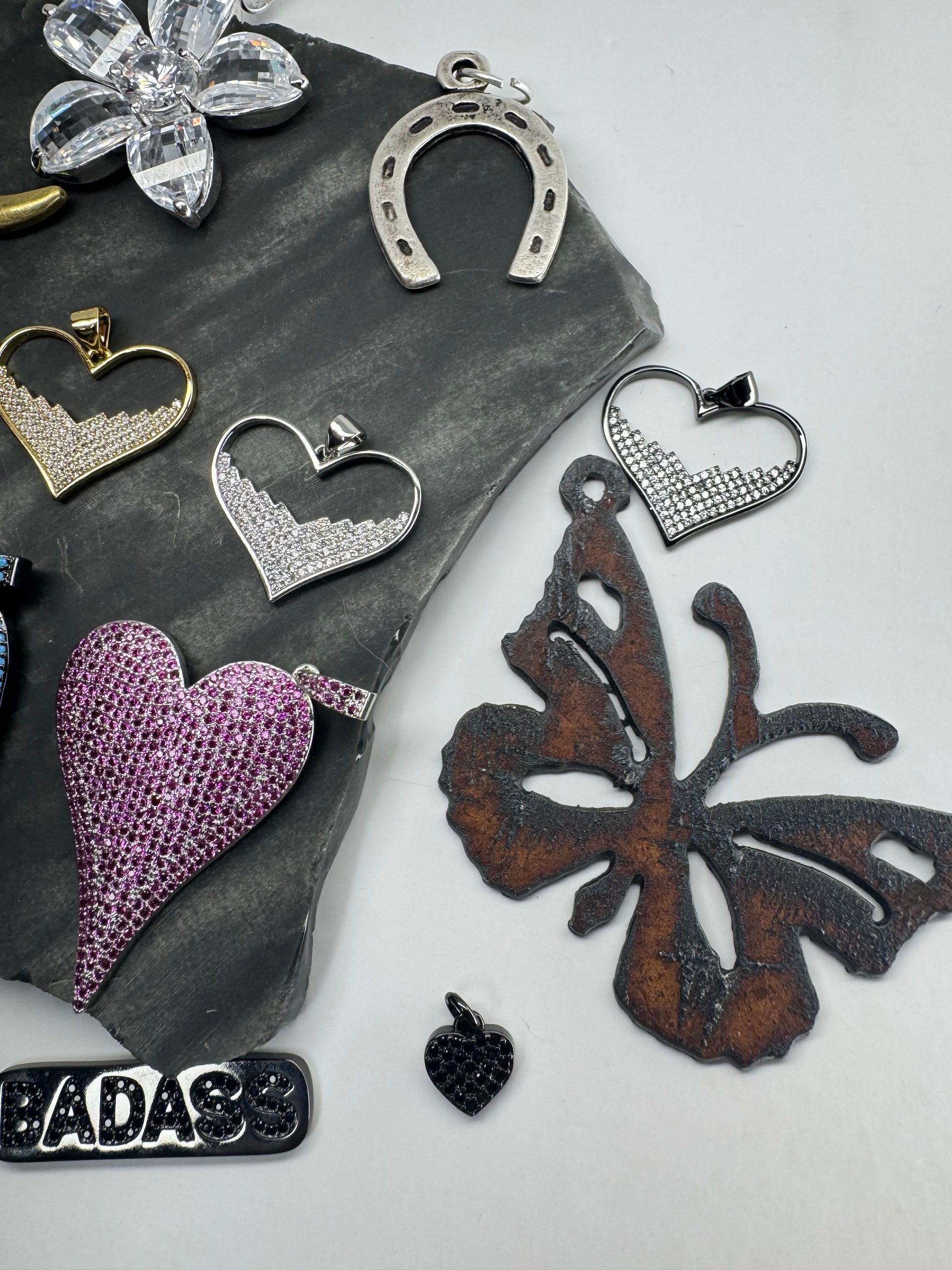 Mix 4 - Pendants and Charms