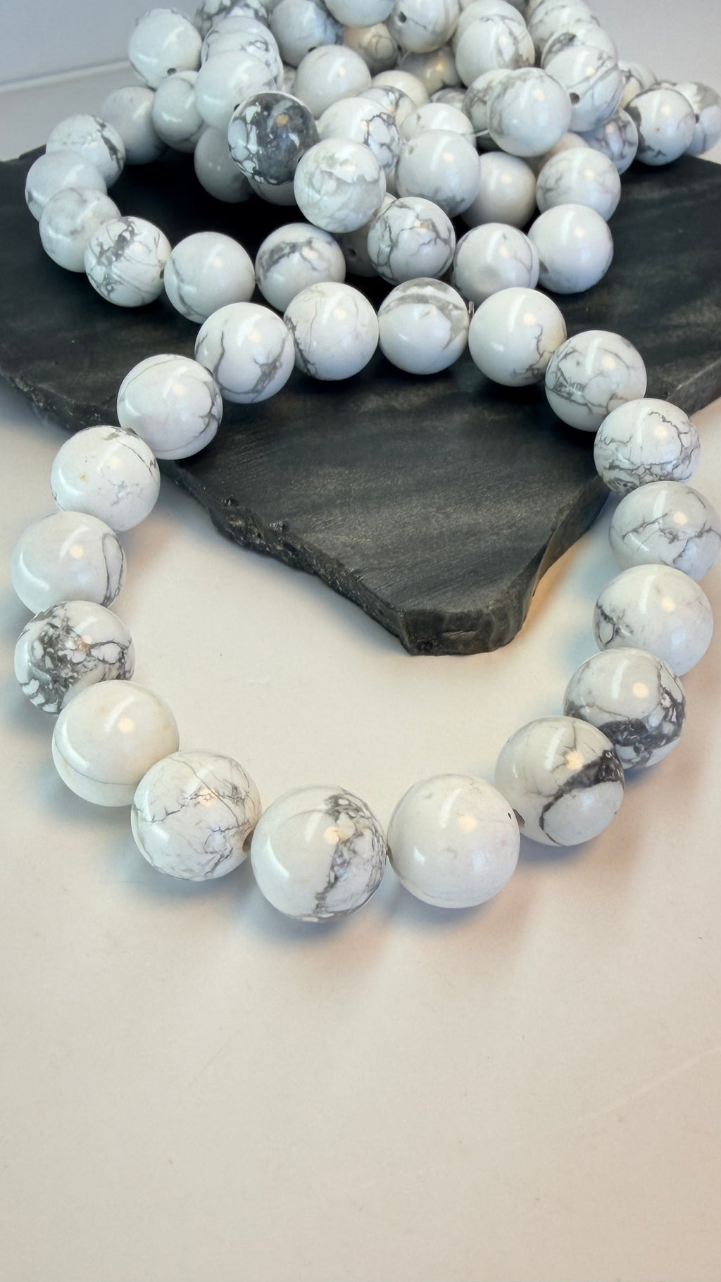 Howlite