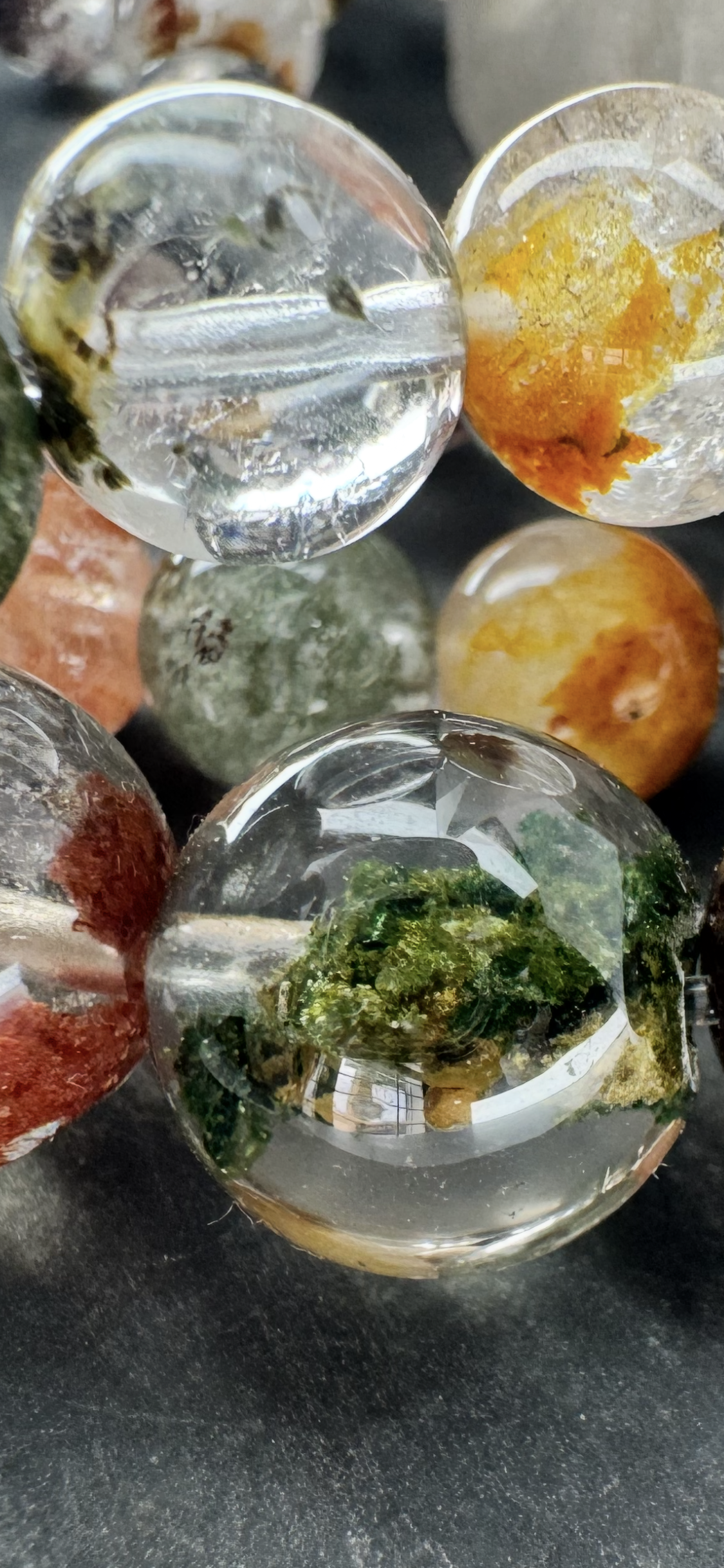 Garden Quartz - (Inclusion Quartz/Lodolite))
