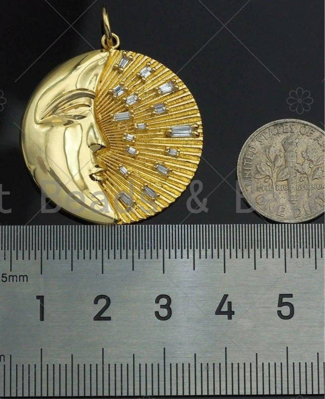 CZ Micro Pave Moon with Radiation Light Round Coin Pendant/Charm