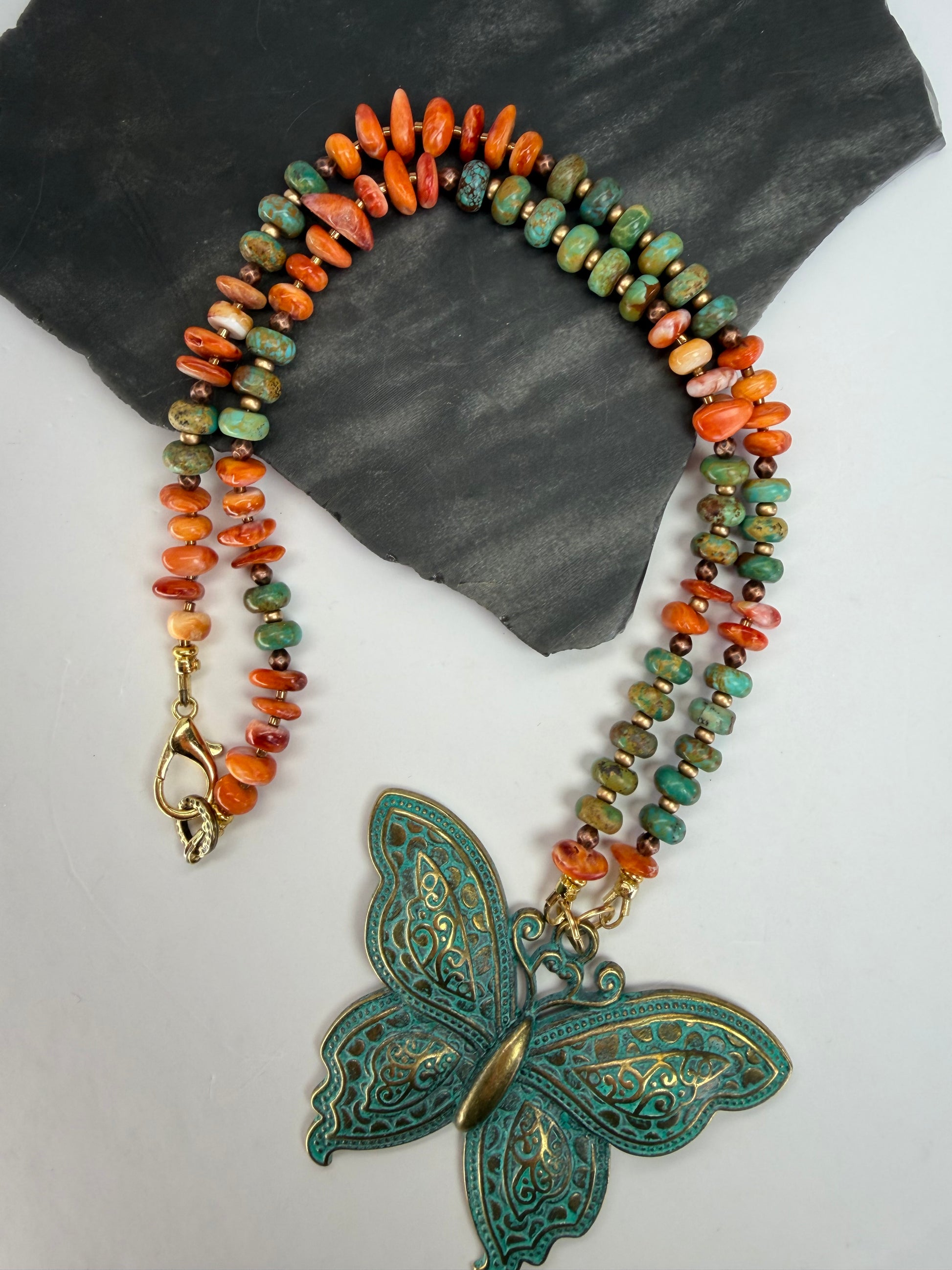 Kingman Turquoise & Spiny Oyster Necklace