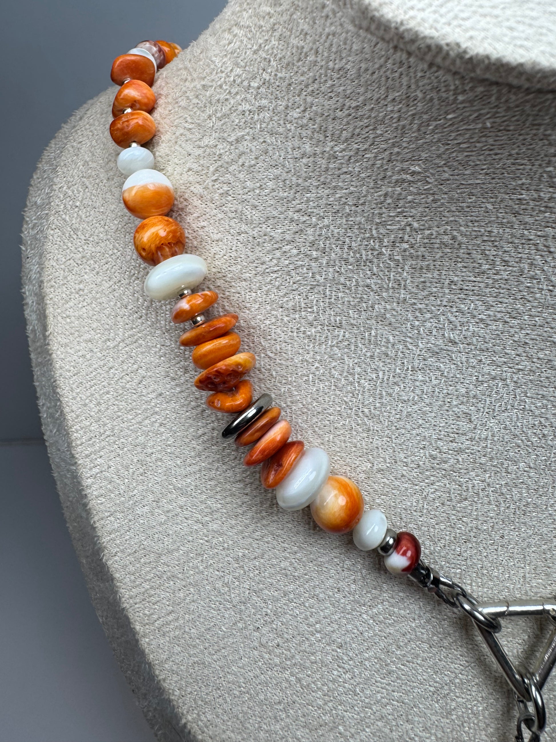 Baja Spiny Oyster & Mother of Pearl Necklace