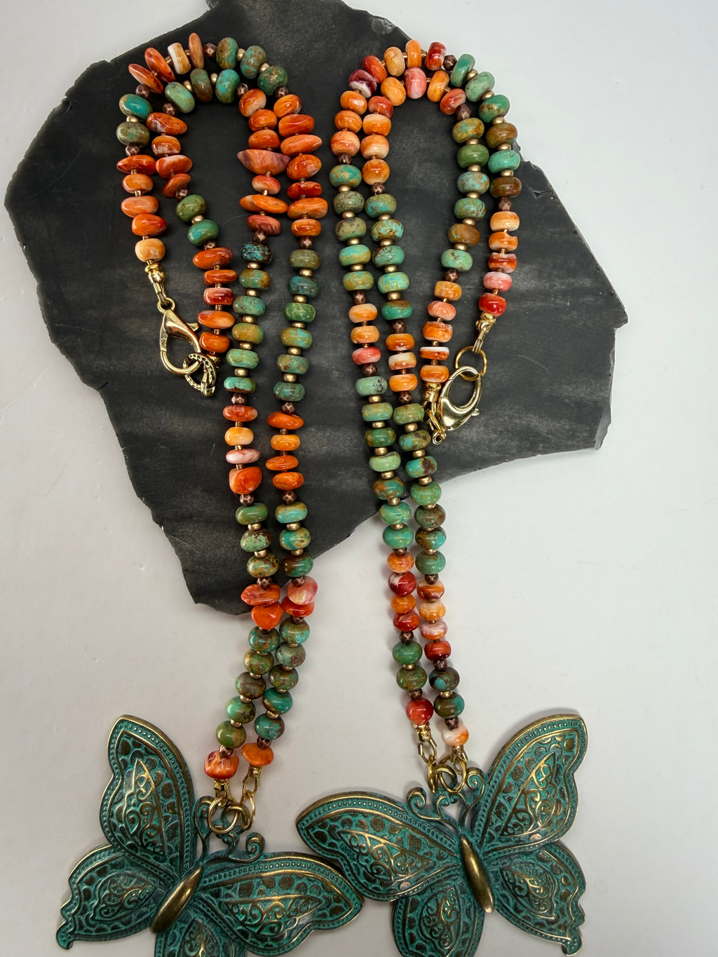 Kingman Turquoise & Spiny Oyster Necklace