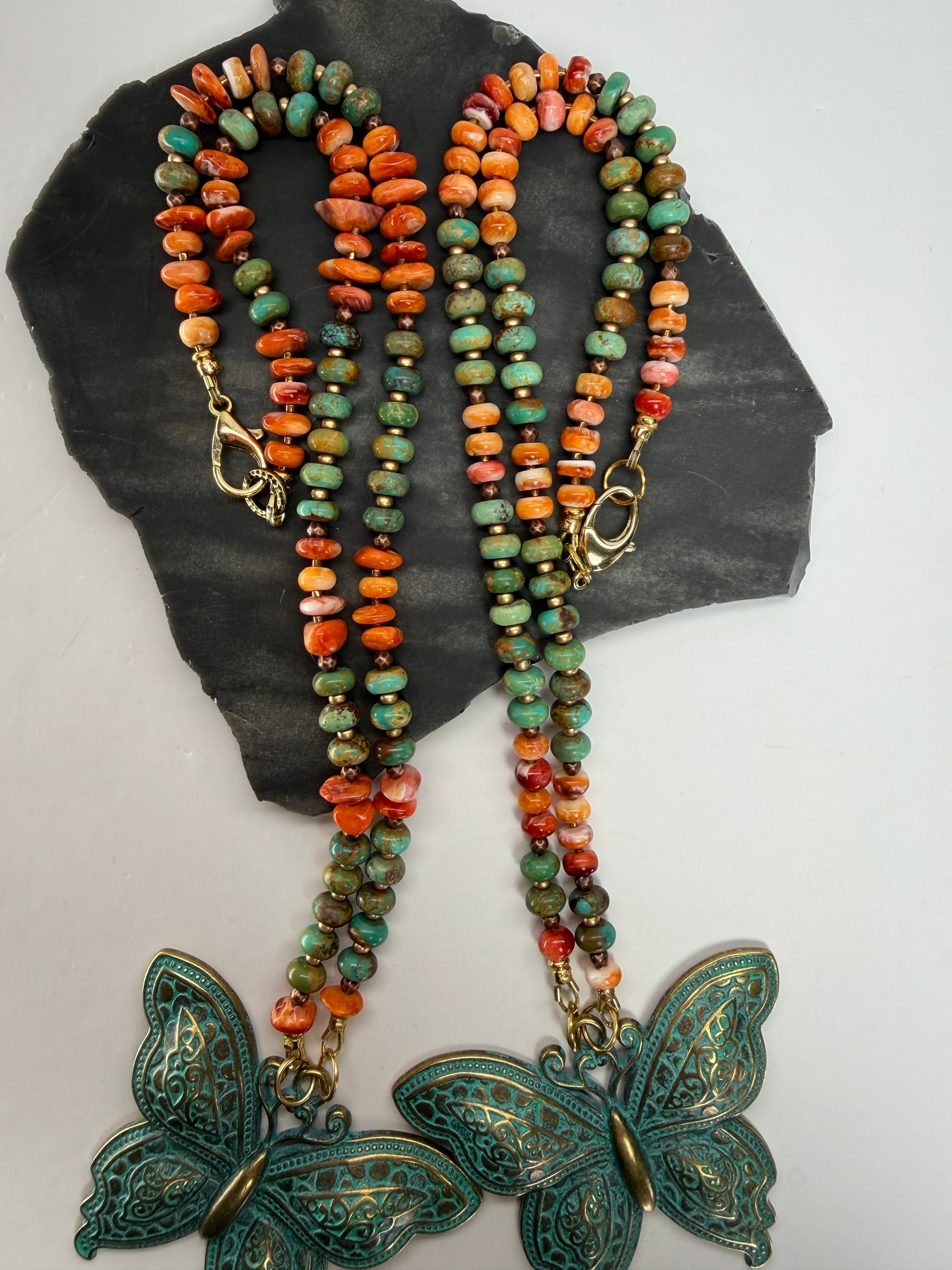 Kingman Turquoise & Spiny Oyster Necklace