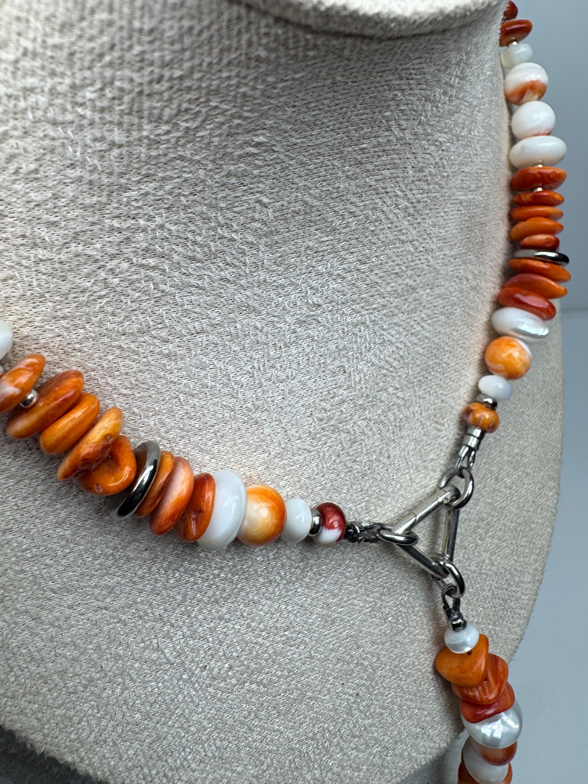 Baja Spiny Oyster & Mother of Pearl Necklace