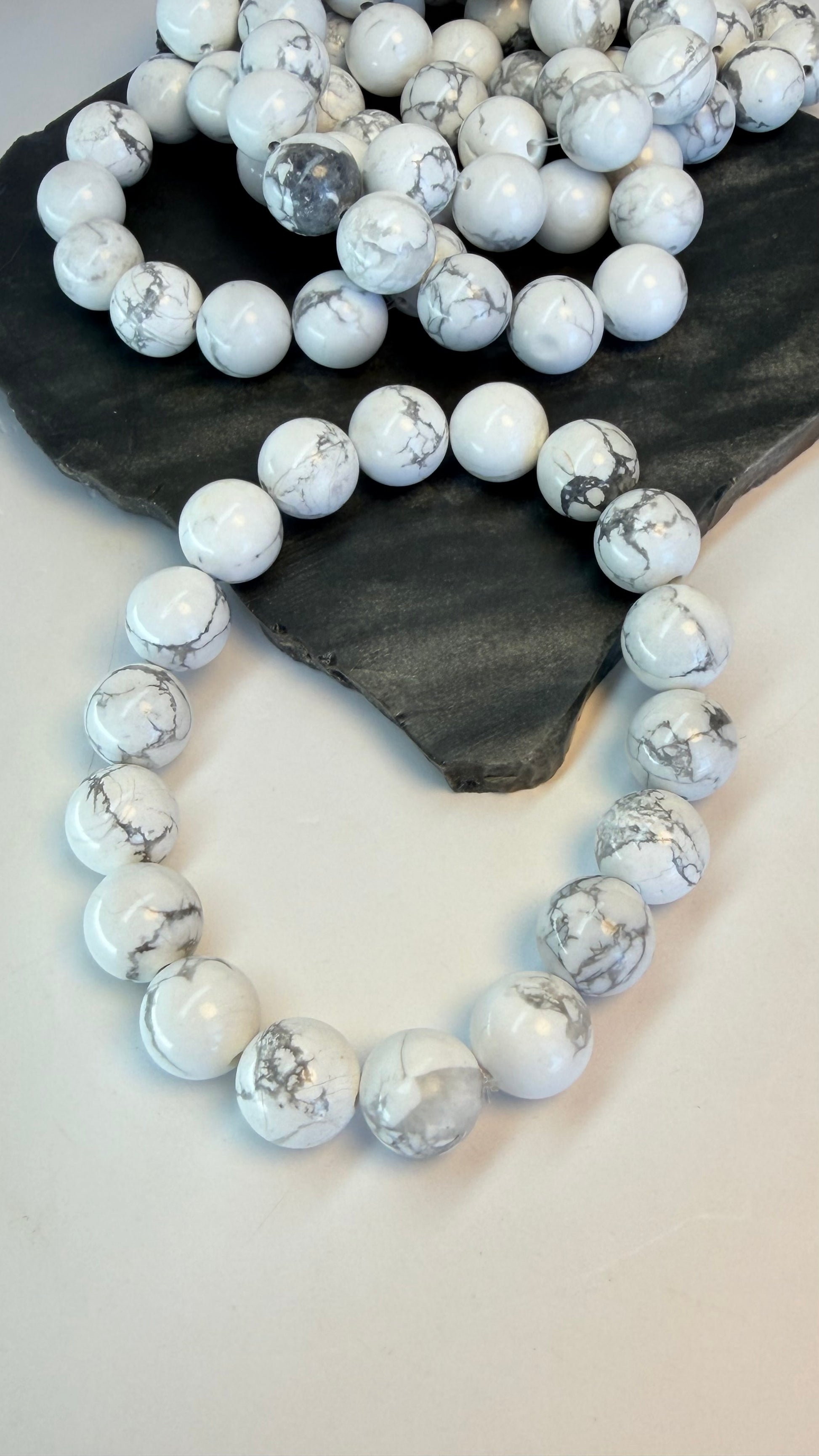 Howlite