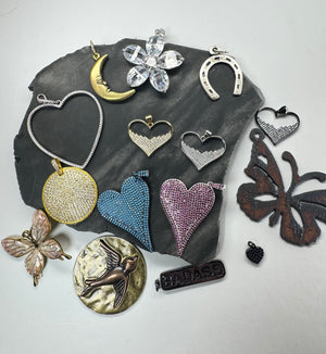 Mix 4 - Pendants and Charms
