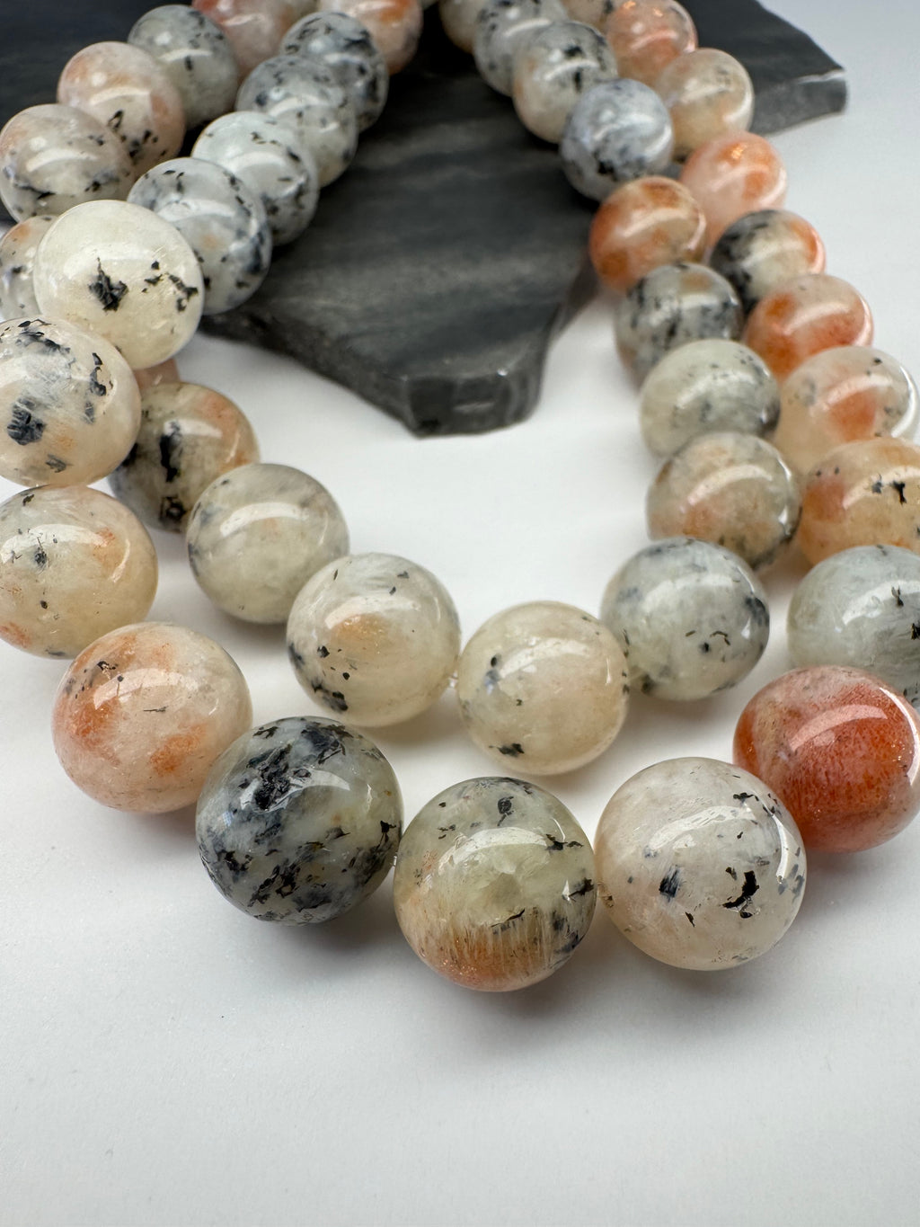 Sunstone-Moonstone Feldspar with Magnetite Inclusions (Gold Points SunStone)