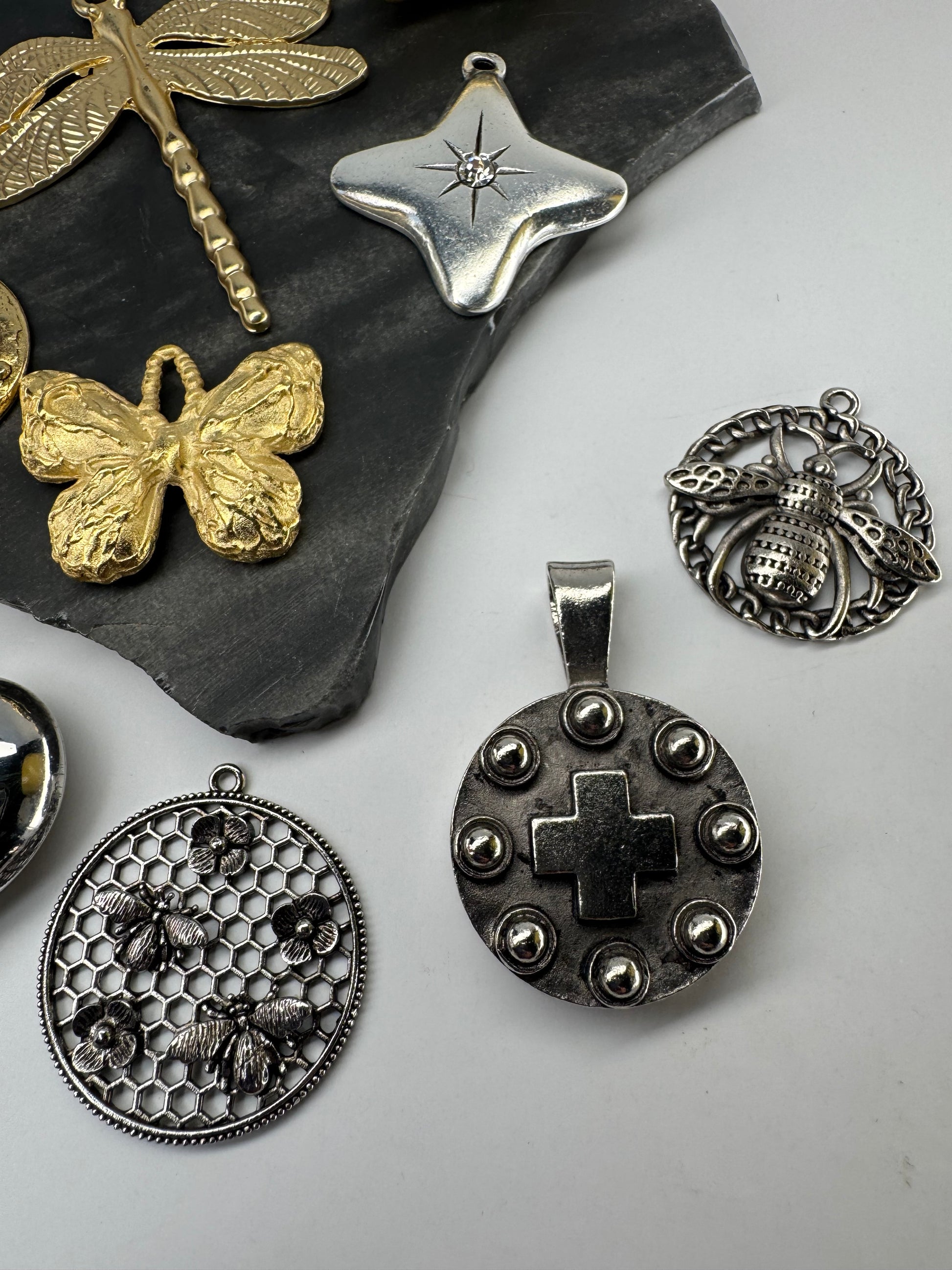 Desert Star Pendants & Charms