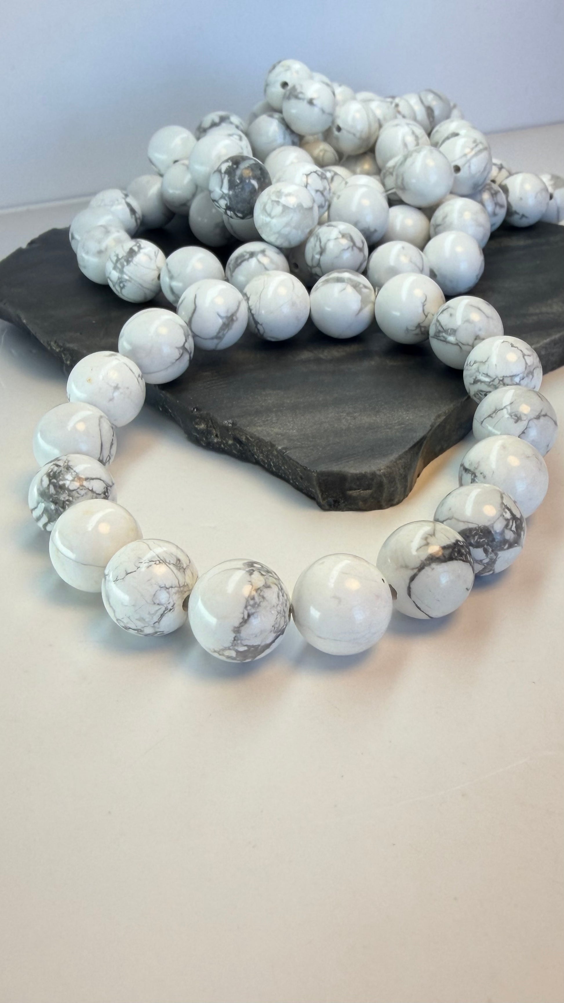 Howlite
