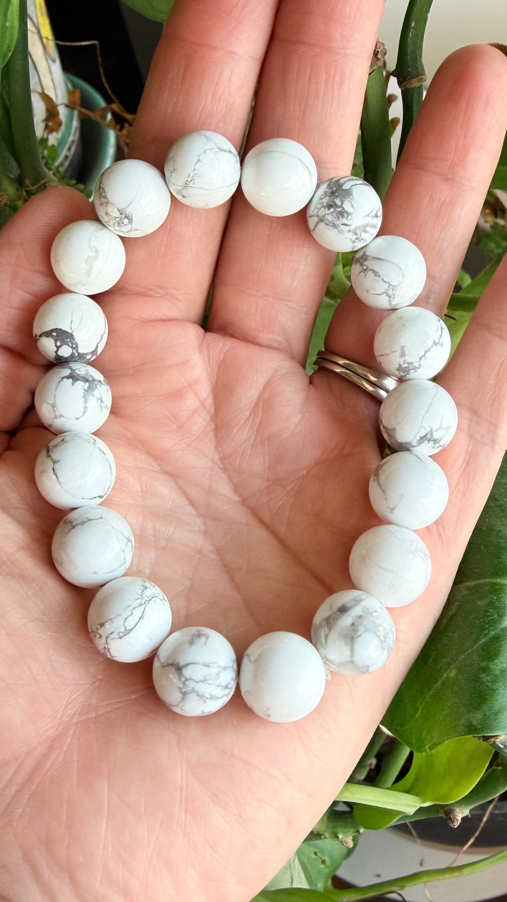 Howlite