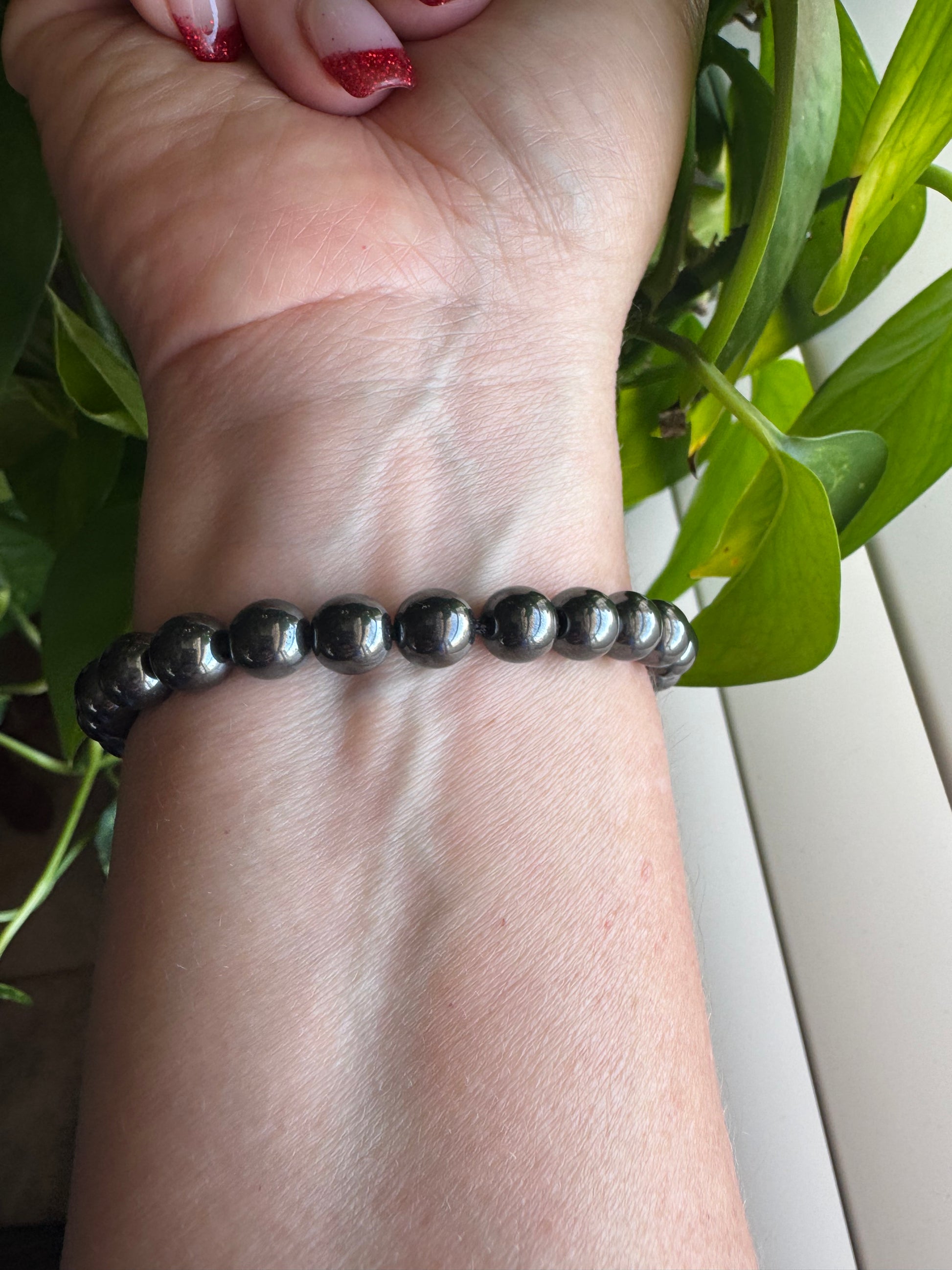 Hematite Adjustable Bracelet – 8mm Beads