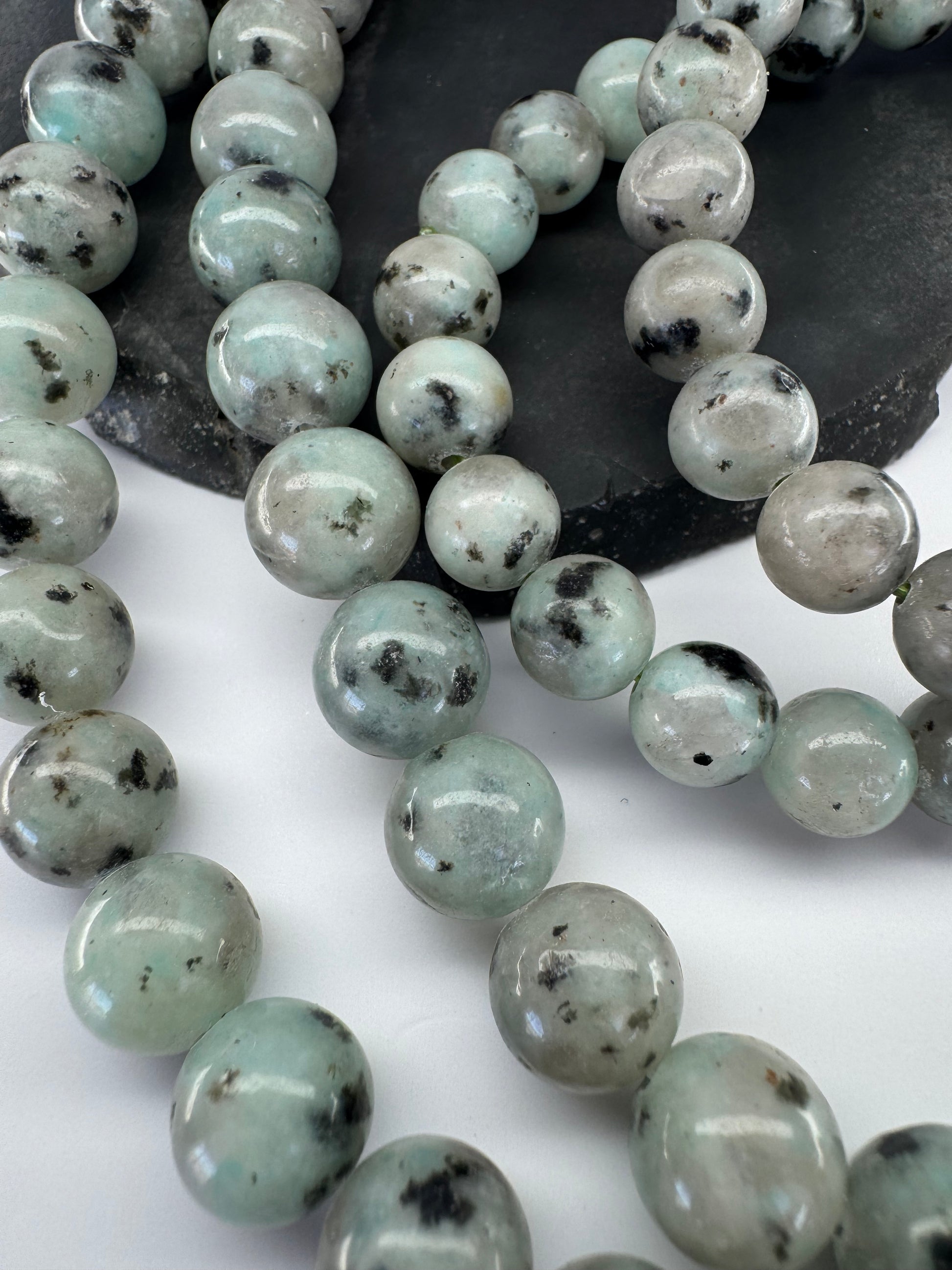 Sesame Kiwi Jasper